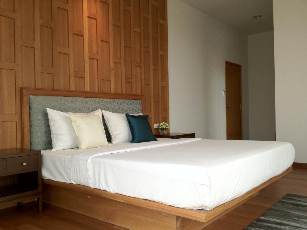 Baan Dinso Hostel@Ratchadamnoen Bangkok Værelse billede