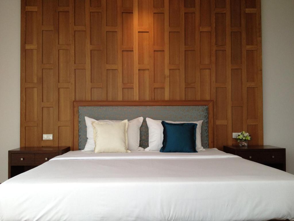 Baan Dinso Hostel@Ratchadamnoen Bangkok Værelse billede