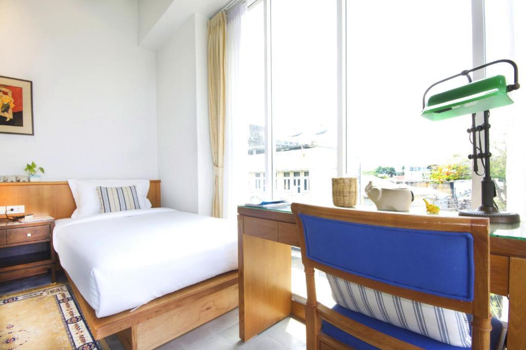 Baan Dinso Hostel@Ratchadamnoen Bangkok Værelse billede