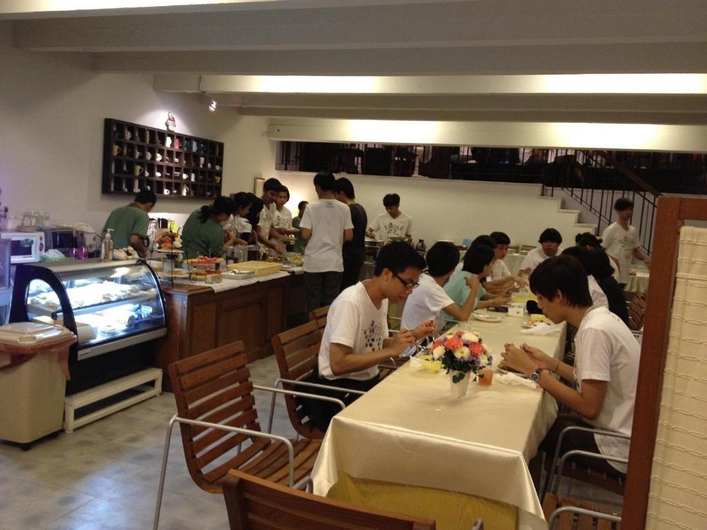 Baan Dinso Hostel@Ratchadamnoen Bangkok Eksteriør billede